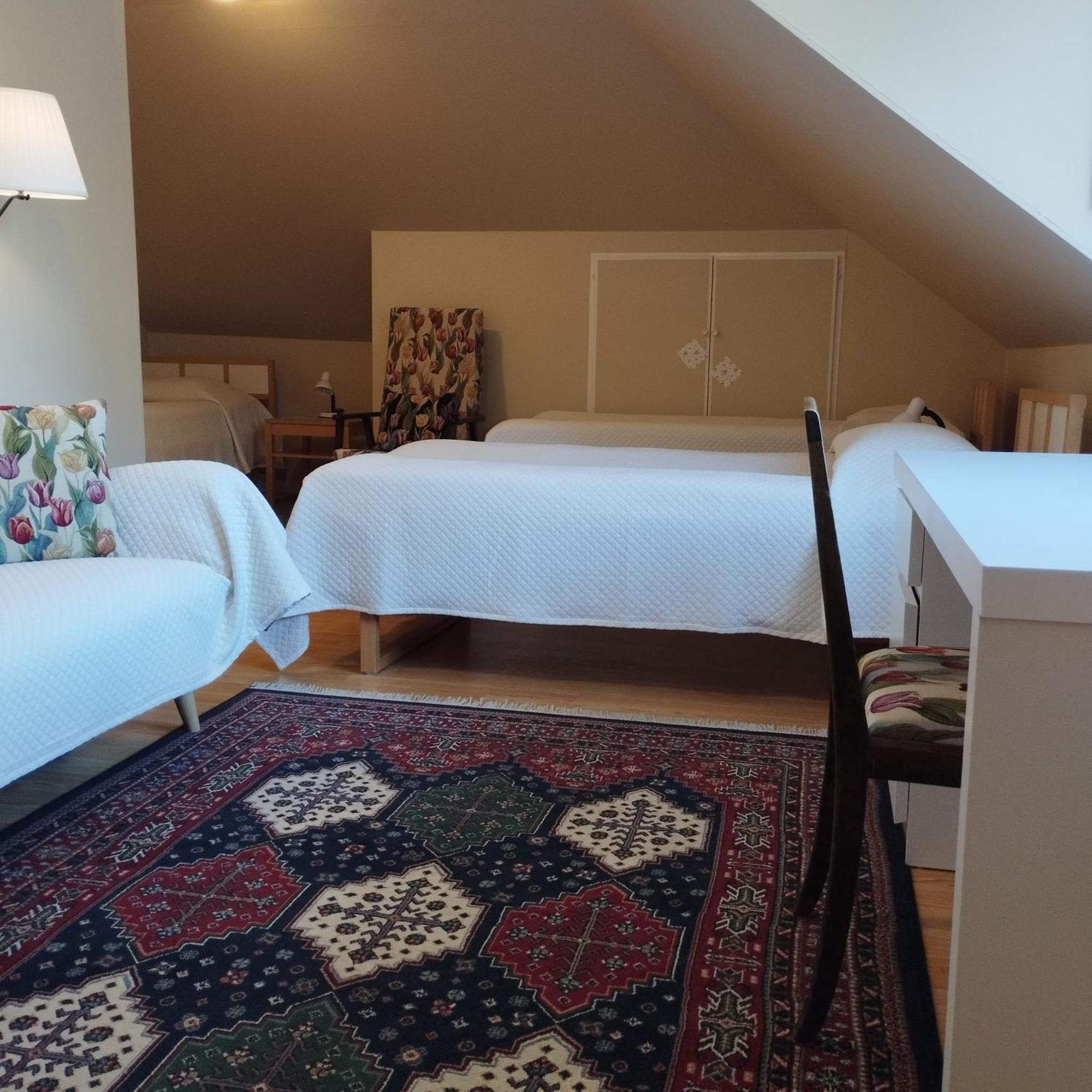 Bed and Breakfast Birgittagarden - Gaesthem - Birgittasystrarna à Falun Extérieur photo